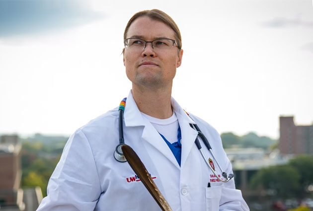 Dr. Erik Brodt